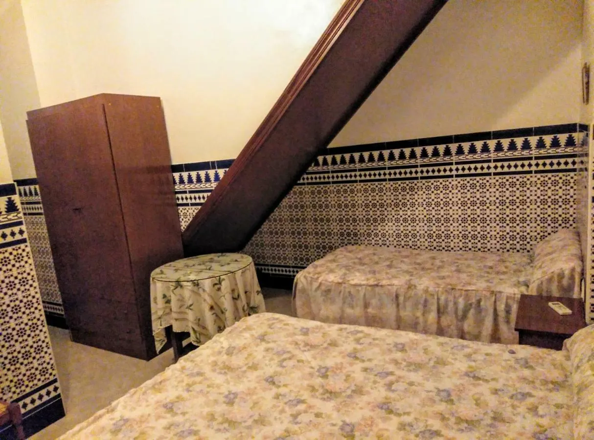 Pension Larra Mairena De Alcor